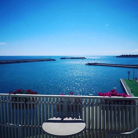 B&B La Baia Sea Rooms Bisceglie Exterior foto