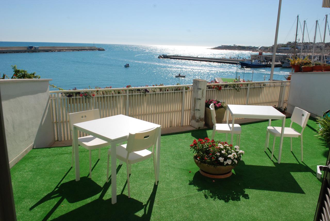 B&B La Baia Sea Rooms Bisceglie Exterior foto