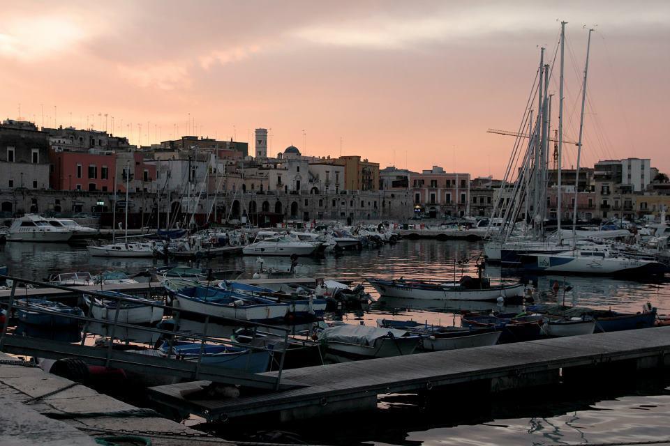 B&B La Baia Sea Rooms Bisceglie Exterior foto