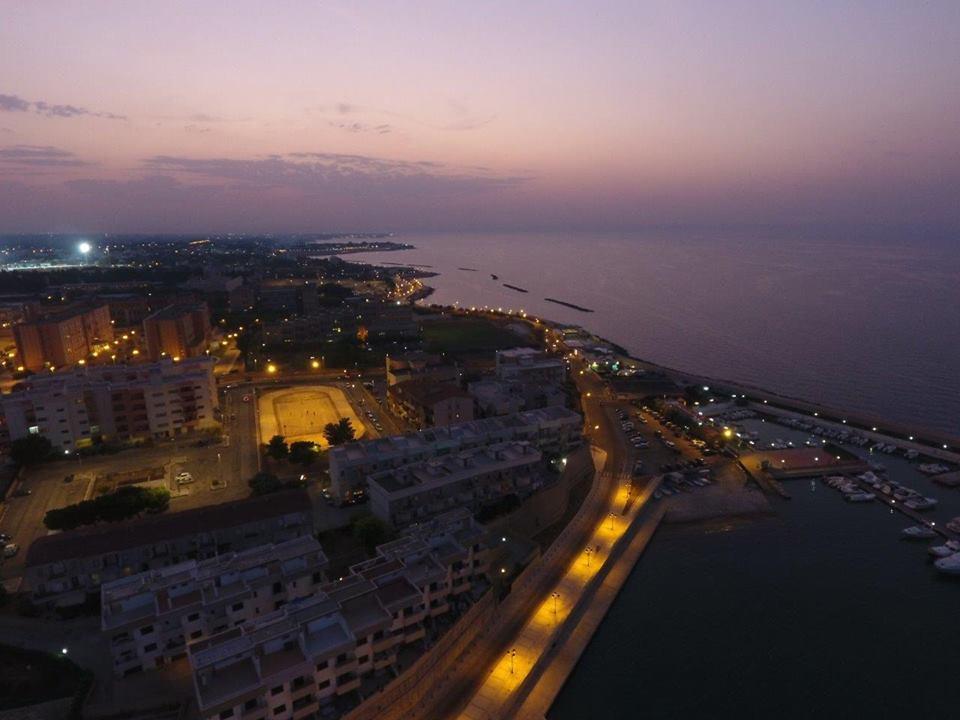 B&B La Baia Sea Rooms Bisceglie Exterior foto